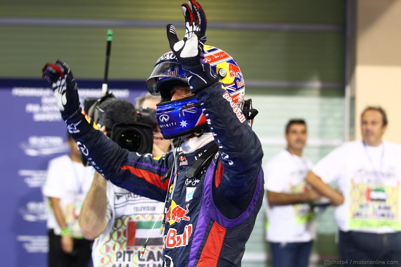 GP ABU DHABI, 02.11.2013- Qualifiche Parc Ferme Festeggiamenti, Pole position Mark Webber (AUS) Red Bull Racing RB9, 2nd Sebastian Vettel (GER) Red Bull Racing RB9, e 3rd Nico Rosberg (GER) Mercedes AMG F1 W04