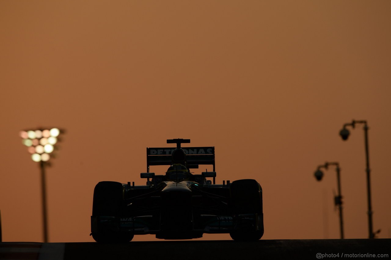 GP ABU DHABI, 02.11.2013- Qualifiche: Nico Rosberg (GER) Mercedes AMG F1 W04 
