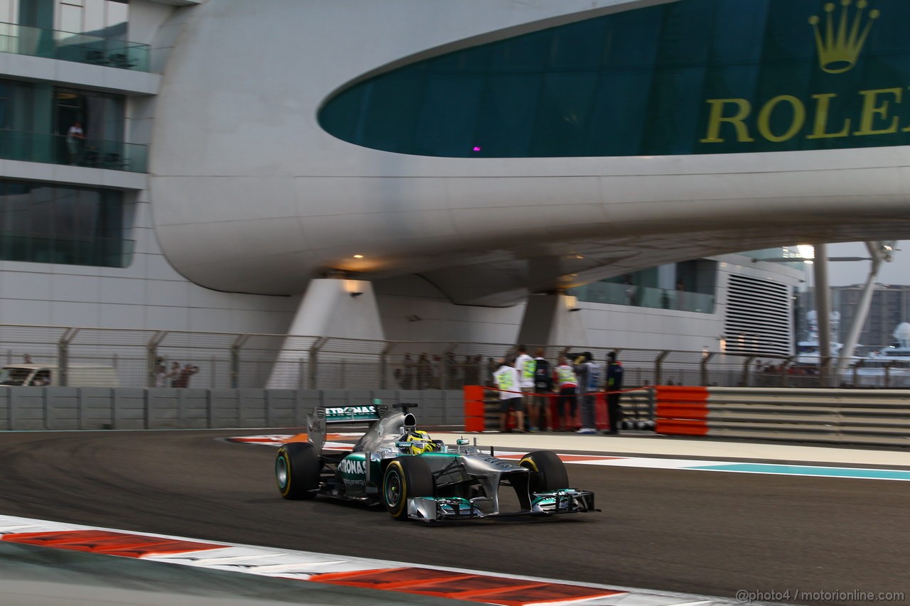 GP ABU DHABI, 02.11.2013- Qualifiche: Nico Rosberg (GER) Mercedes AMG F1 W04 
