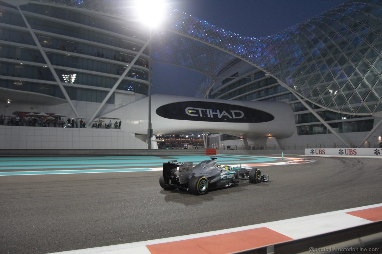 GP ABU DHABI, 02.11.2013- Qualifiche: Nico Rosberg (GER) Mercedes AMG F1 W04 