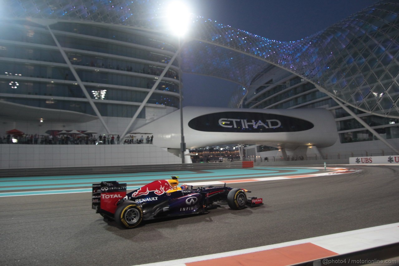 GP ABU DHABI, 02.11.2013- Qualifiche: Mark Webber (AUS) Red Bull Racing RB9 