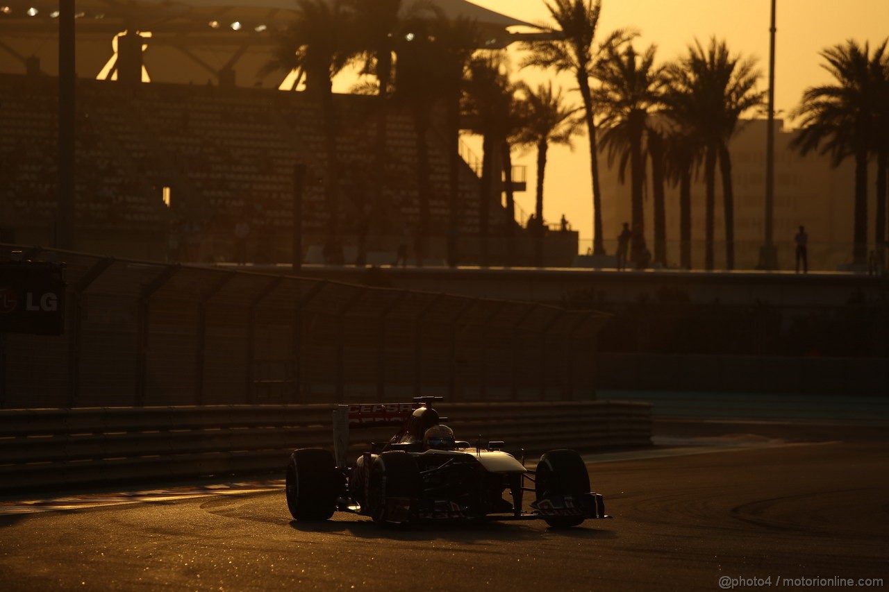 GP ABU DHABI, 02.11.2013- Qualifiche: Jean-Eric Vergne (FRA) Scuderia Toro Rosso STR8 