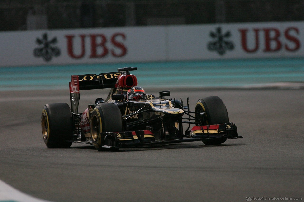 GP ABU DHABI, 02.11.2013- Qualifiche: Kimi Raikkonen (FIN) Lotus F1 Team E21 