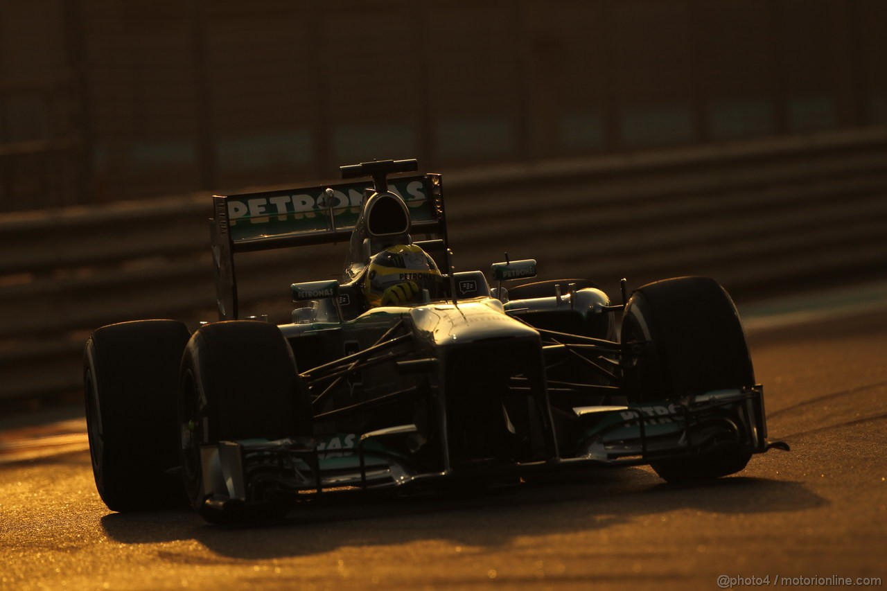 GP ABU DHABI, 02.11.2013- Qualifiche: Nico Rosberg (GER) Mercedes AMG F1 W04 