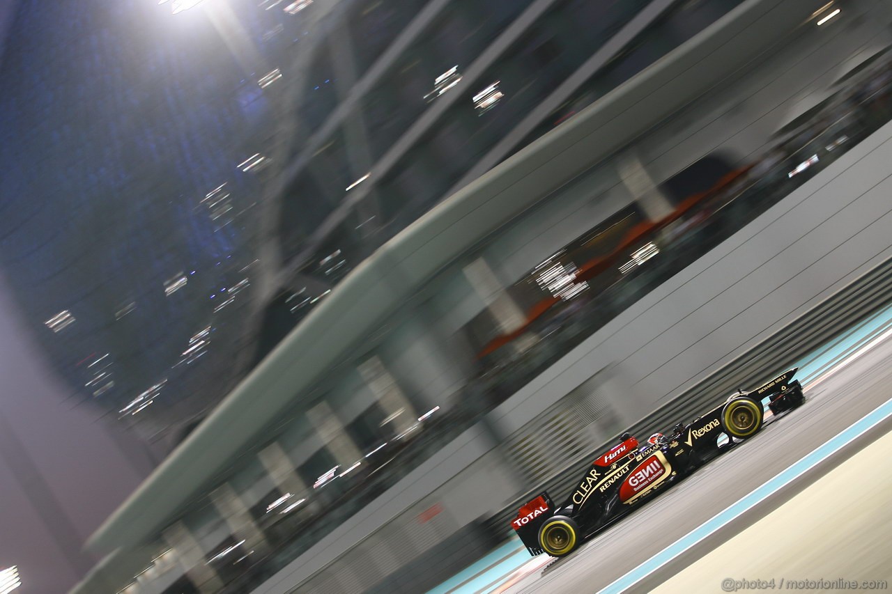 GP ABU DHABI, 02.11.2013- Qualifiche: Kimi Raikkonen (FIN) Lotus F1 Team E21 