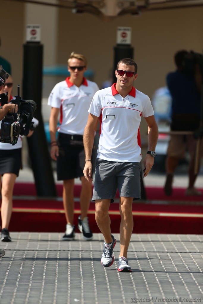 GP ABU DHABI, 01.11.2013- Jules Bianchi (FRA) Marussia F1 Team MR02 