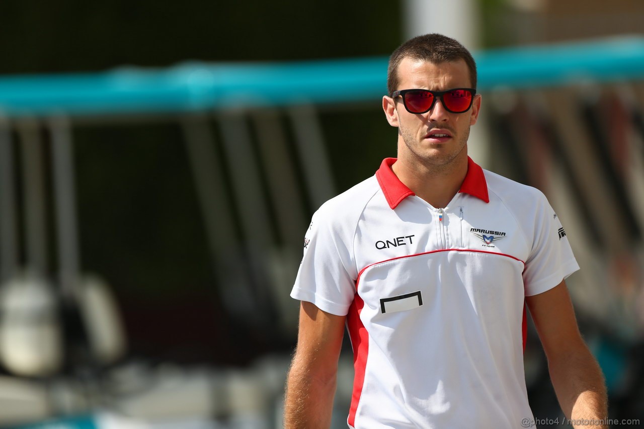 GP ABU DHABI, 01.11.2013- Jules Bianchi (FRA) Marussia F1 Team MR02 