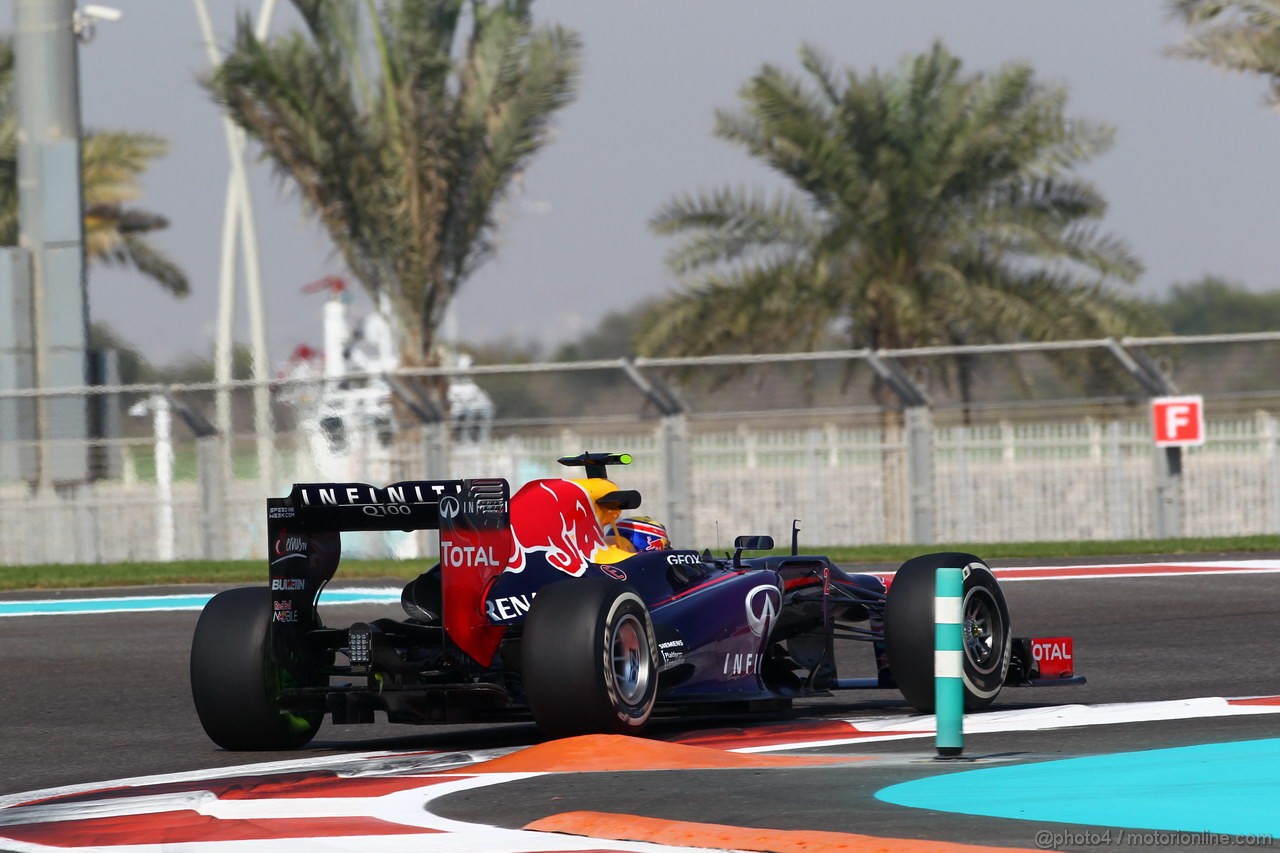 GP ABU DHABI, 01.11.2013- Prove Libere 1: Mark Webber (AUS) Red Bull Racing RB9 