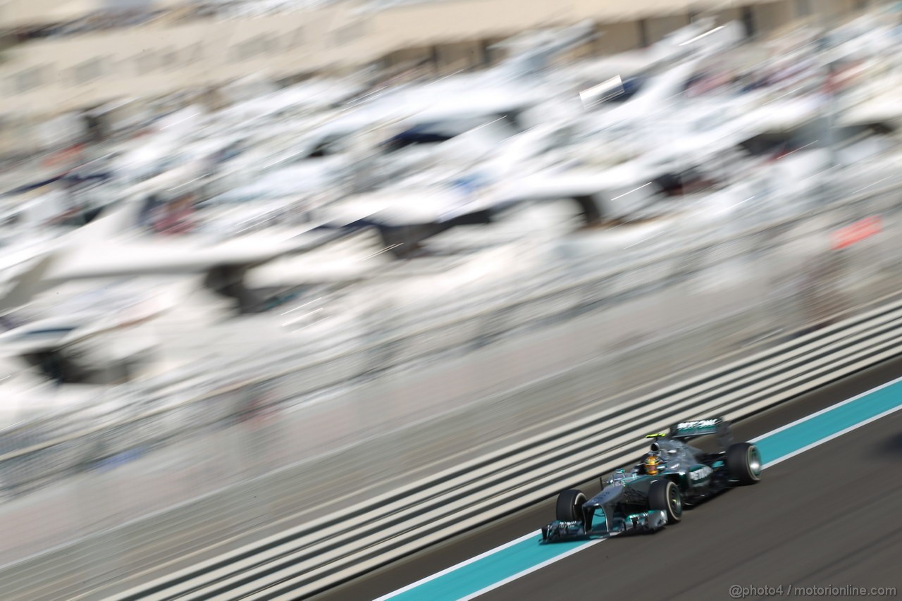 GP ABU DHABI, 01.11.2013- Prove Libere 1: Lewis Hamilton (GBR) Mercedes AMG F1 W04 