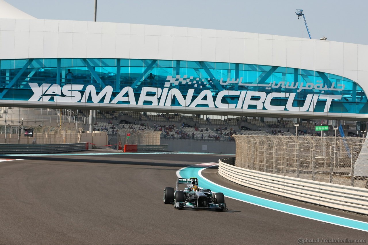 GP ABU DHABI, 01.11.2013- Prove Libere 1: Lewis Hamilton (GBR) Mercedes AMG F1 W04 