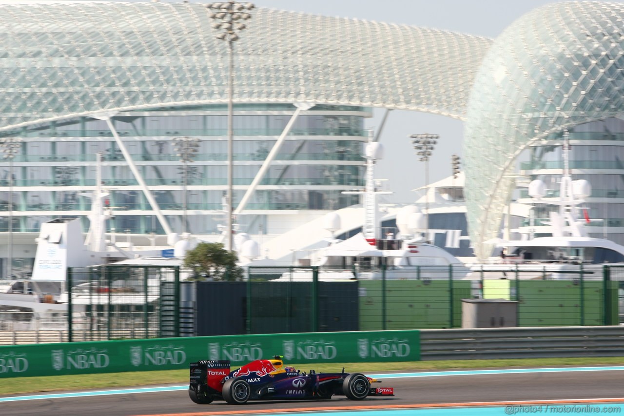 GP ABU DHABI, 01.11.2013- Prove Libere 1, Mark Webber (AUS) Red Bull Racing RB9
