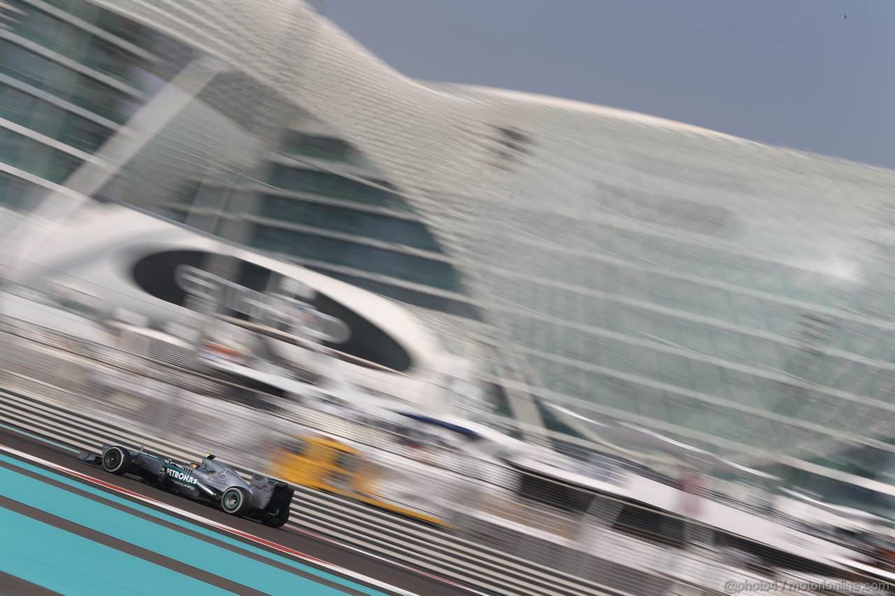 GP ABU DHABI, 01.11.2013- Prove Libere 1, Lewis Hamilton (GBR) Mercedes AMG F1 W04