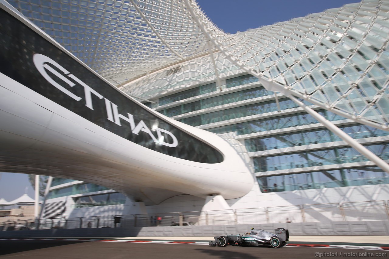 GP ABU DHABI, 01.11.2013- Prove Libere 1, Lewis Hamilton (GBR) Mercedes AMG F1 W04