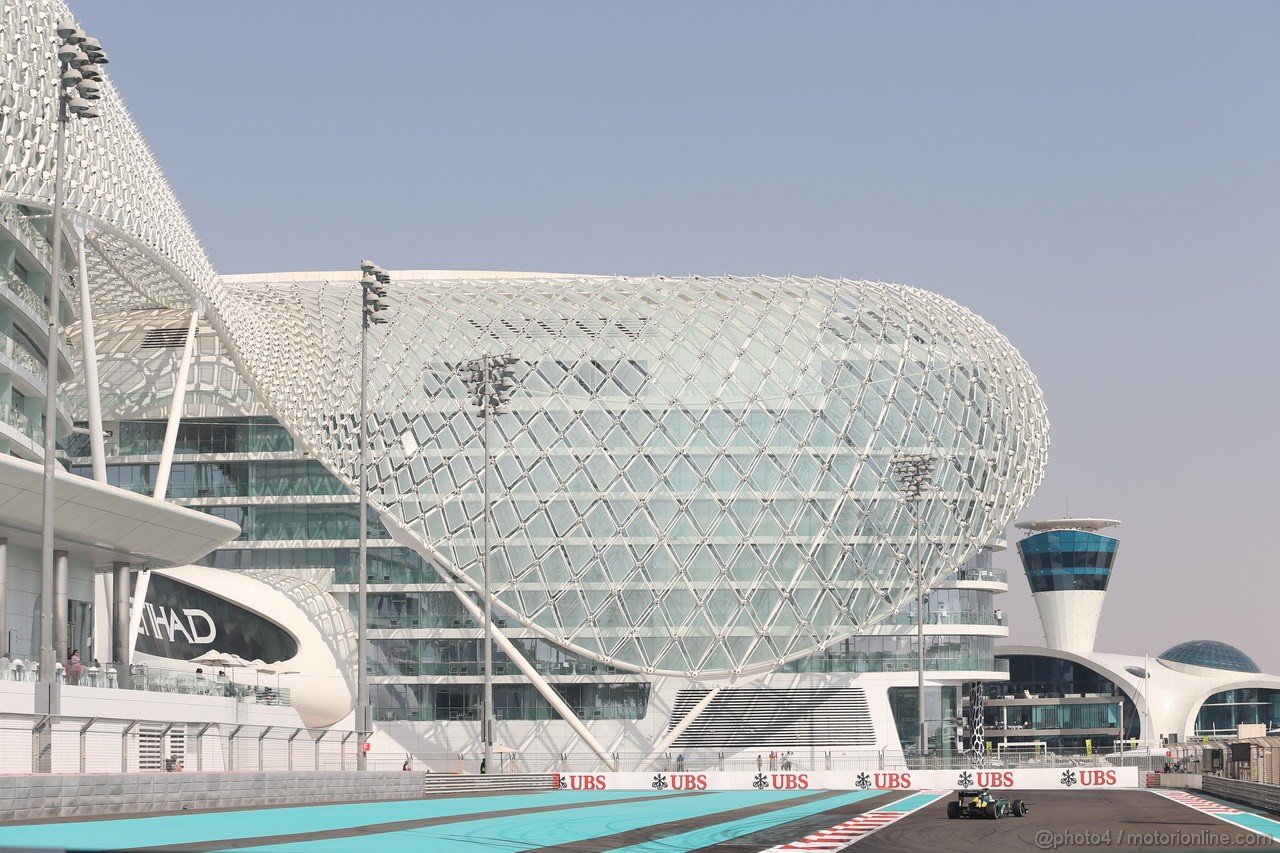 GP ABU DHABI, 01.11.2013- Prove Libere 1, Heikki Kovalainen (FIN) Caterham F1 Team CT03, Test Driver 