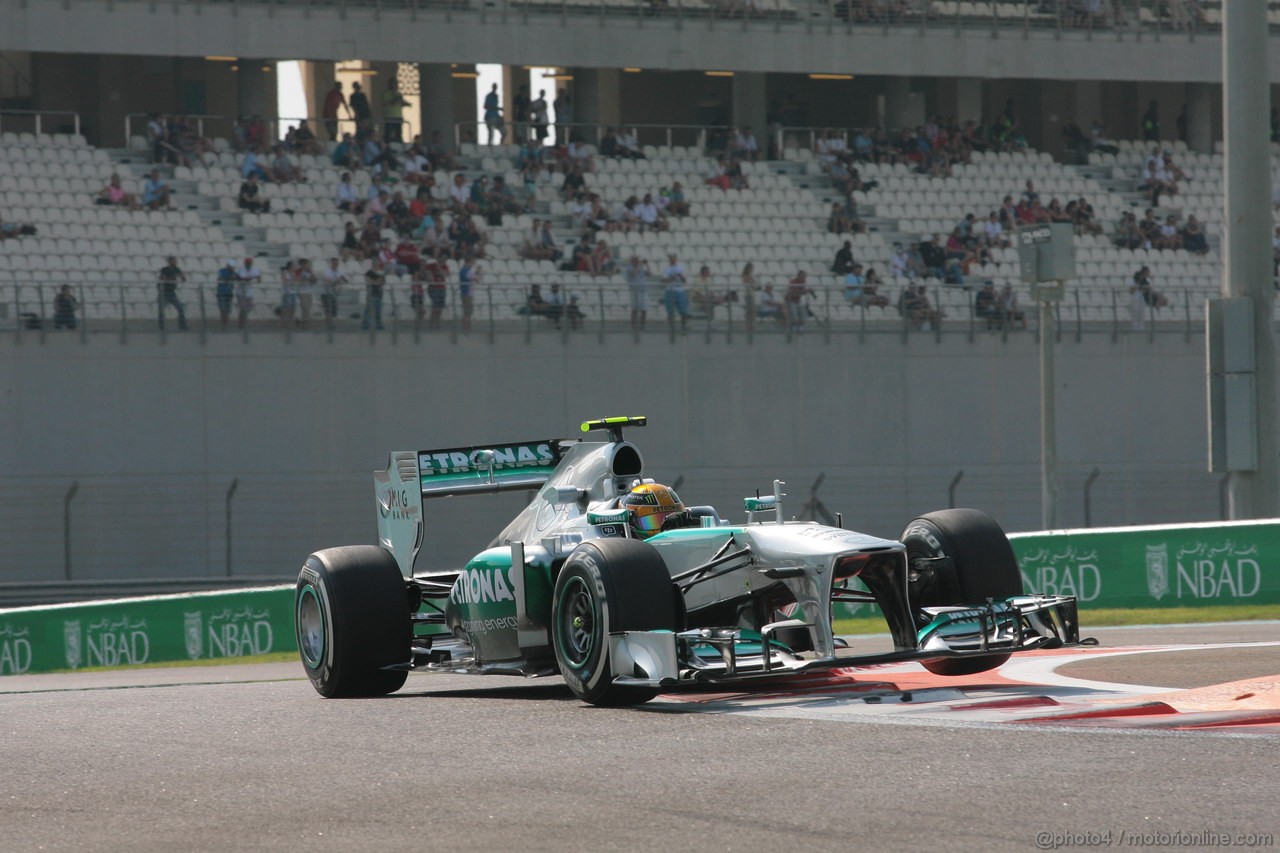 GP ABU DHABI, 01.11.2013- Prove Libere 1, Lewis Hamilton (GBR) Mercedes AMG F1 W04