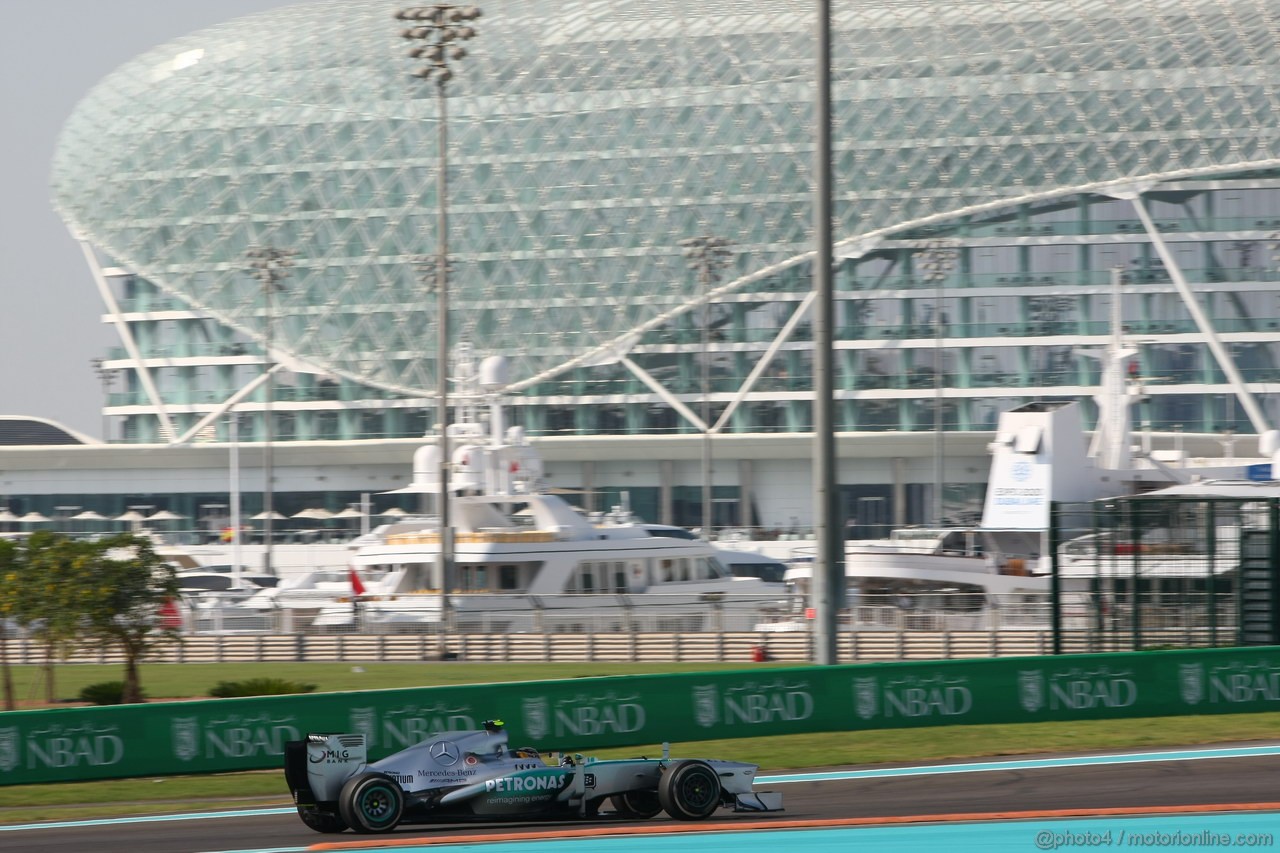 GP ABU DHABI, 01.11.2013- Prove Libere 1, Lewis Hamilton (GBR) Mercedes AMG F1 W04