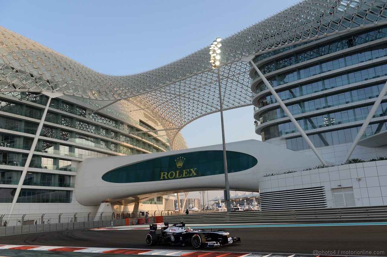 GP ABU DHABI, 01.11.2013- Prove Libere 2: Pastor Maldonado (VEN) Williams F1 Team FW35 