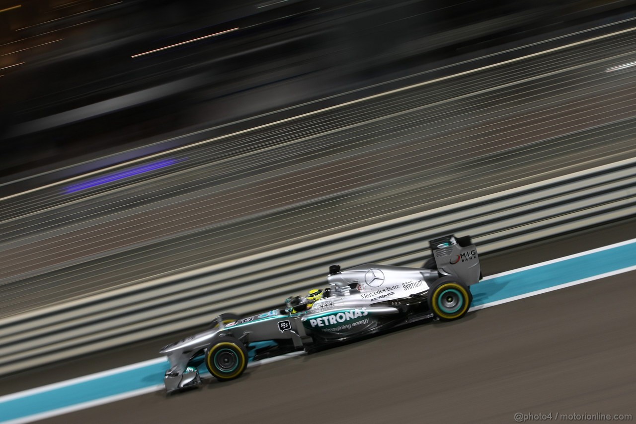 GP ABU DHABI, 01.11.2013- Prove Libere 2: Nico Rosberg (GER) Mercedes AMG F1 W04 
