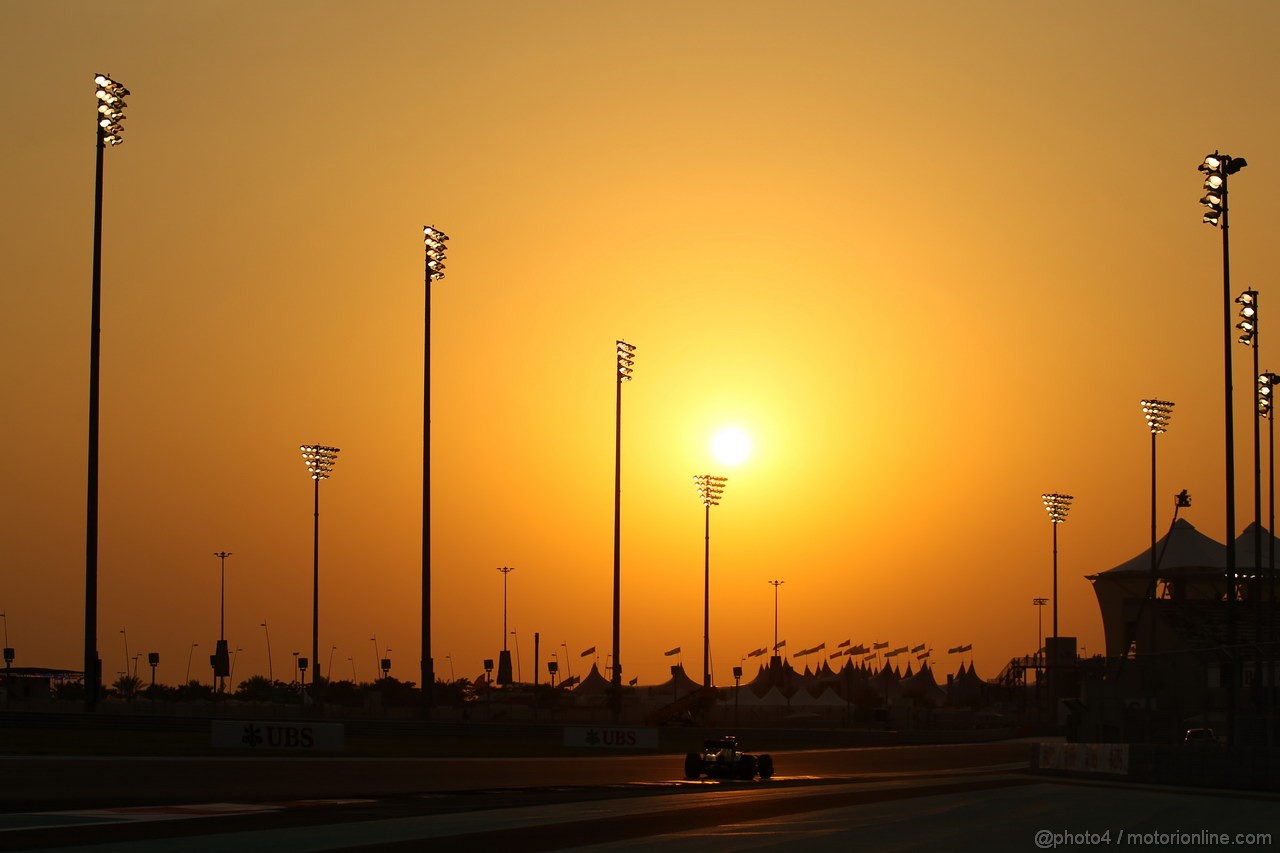 GP ABU DHABI, 01.11.2013- Prove Libere 2: Charles Pic (FRA) Caterham F1 Team CT03 