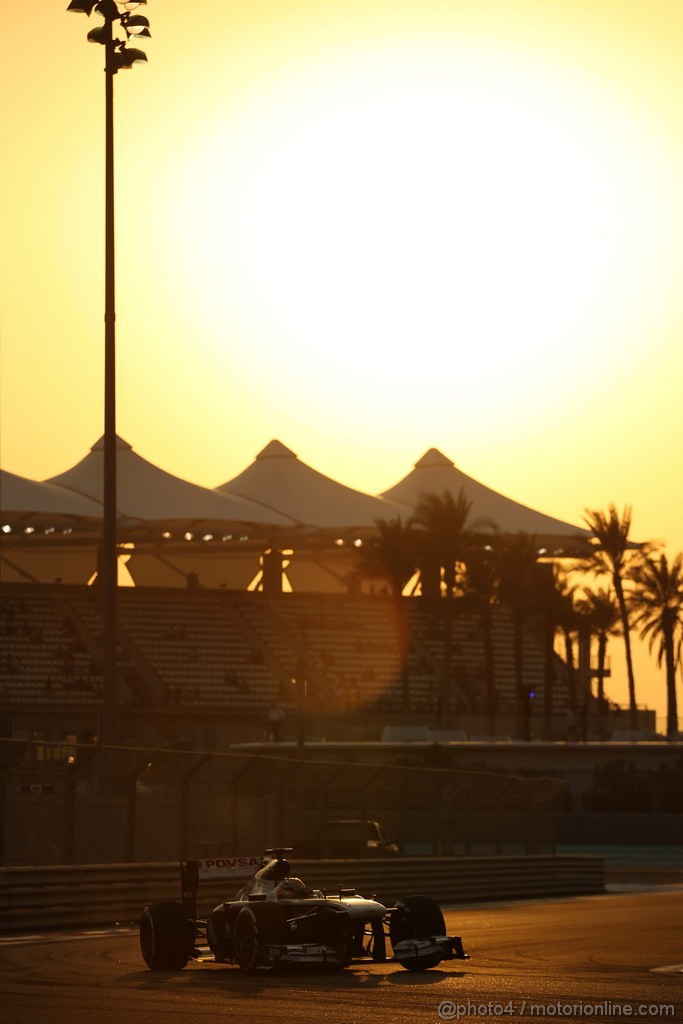 GP ABU DHABI, 01.11.2013- Prove Libere 2: Pastor Maldonado (VEN) Williams F1 Team FW35 