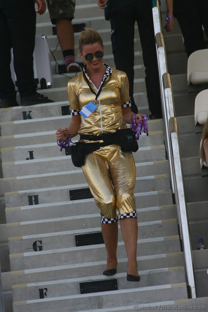 GP ABU DHABI, 01.11.2013- Atmosphere