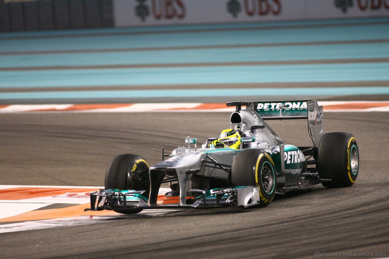 GP ABU DHABI, 01.11.2013- Prove Libere 2: Nico Rosberg (GER) Mercedes AMG F1 W04 