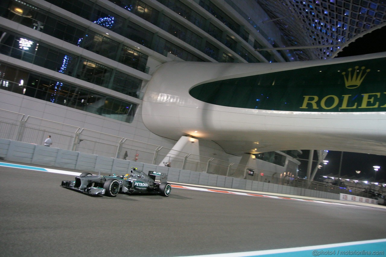GP ABU DHABI, 01.11.2013- Prove Libere 2: Lewis Hamilton (GBR) Mercedes AMG F1 W04 