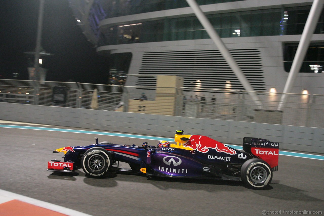 GP ABU DHABI, 01.11.2013- Prove Libere 2: Mark Webber (AUS) Red Bull Racing RB9 