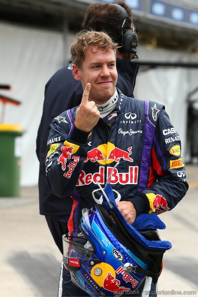 GP AUSTRALIA, 17.03.2013- Qualifiche, Sebastian Vettel (GER) Red Bull Racing RB9 pole position 