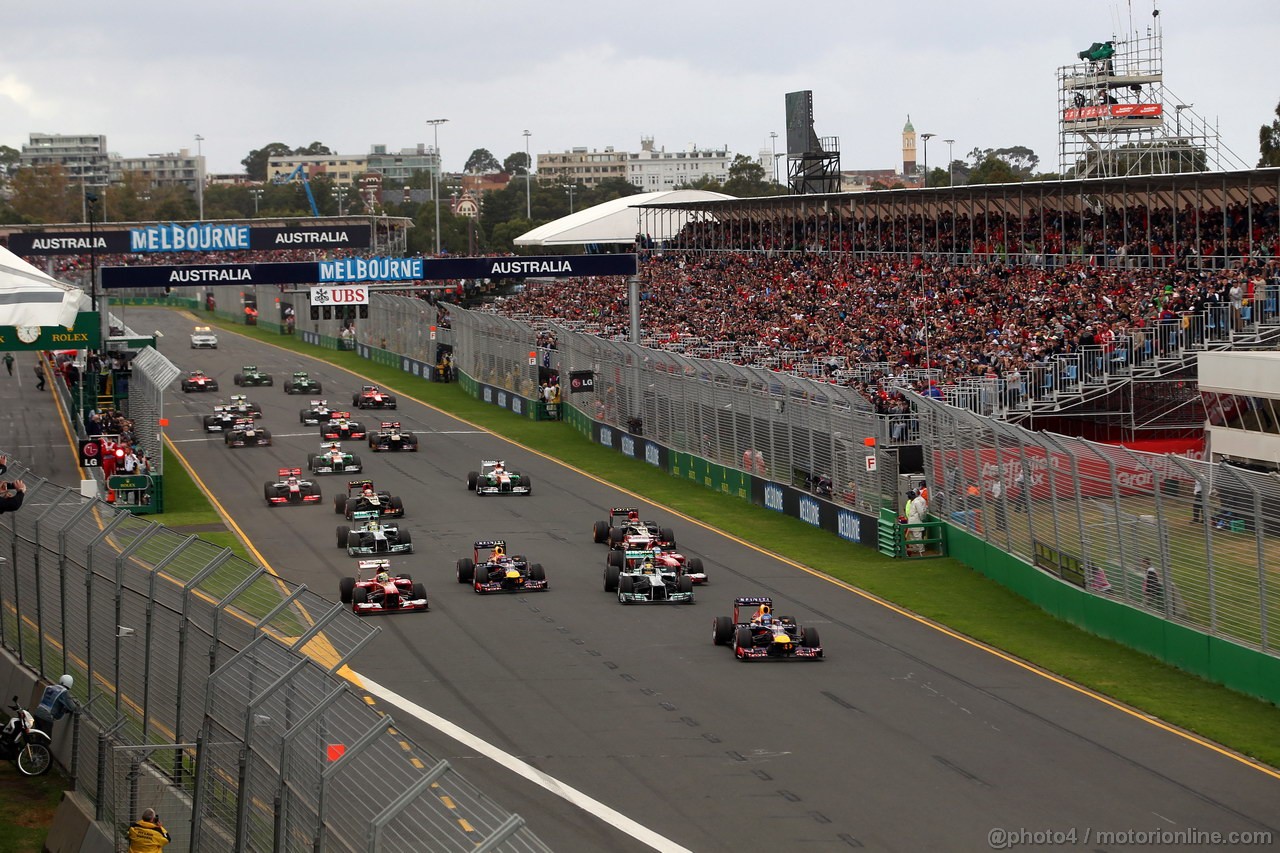 GP AUSTRALIA, 17.03.2013- Gara, Start of the race