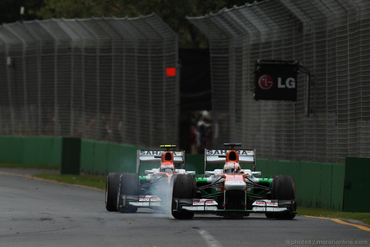 GP AUSTRALIA, 17.03.2013- Gara, Paul di Resta (GBR) Sahara Force India F1 Team VJM06 davanti a Adrian Sutil (GER), Sahara Force India F1 Team VJM06 