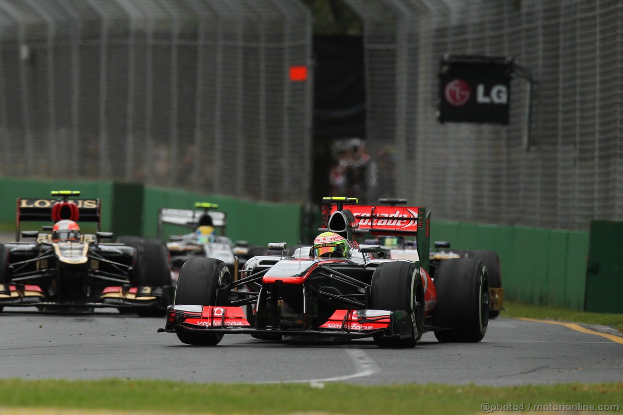 GP AUSTRALIA, 17.03.2013- Gara, Sergio Perez (MEX) McLaren MP4-28 