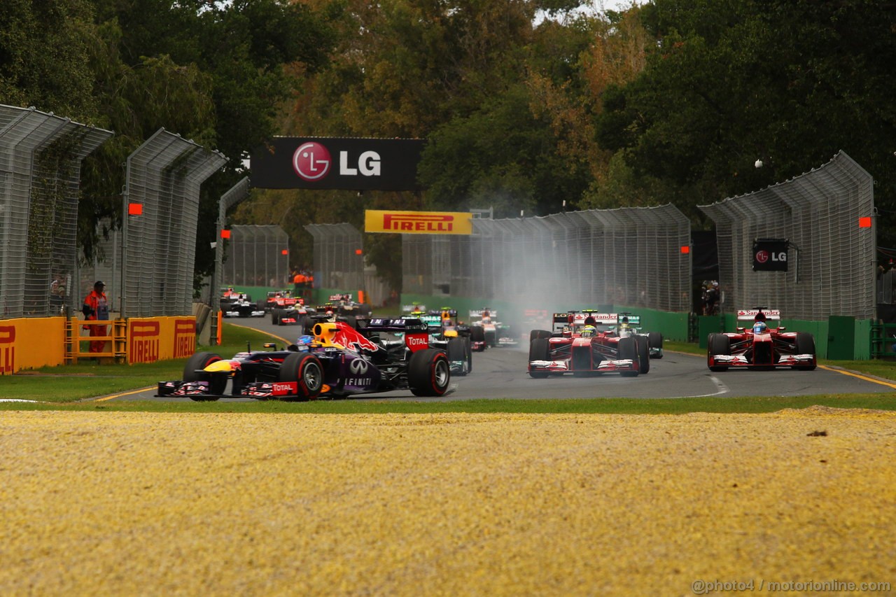 GP AUSTRALIA, 17.03.2013- Gara, Start of the race 