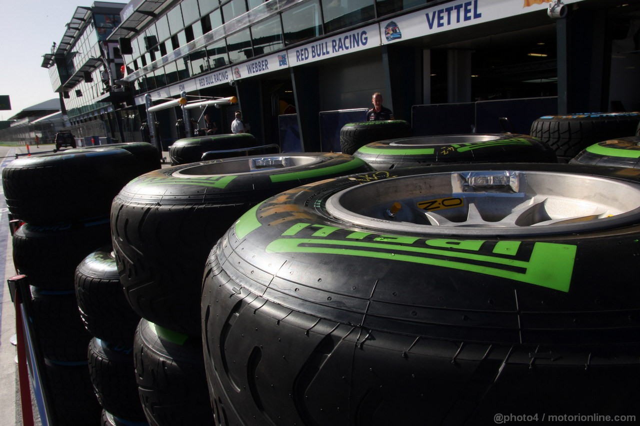 GP AUSTRALIA, 13.03.2013- OZ Wheels e Pirelli Tyres 