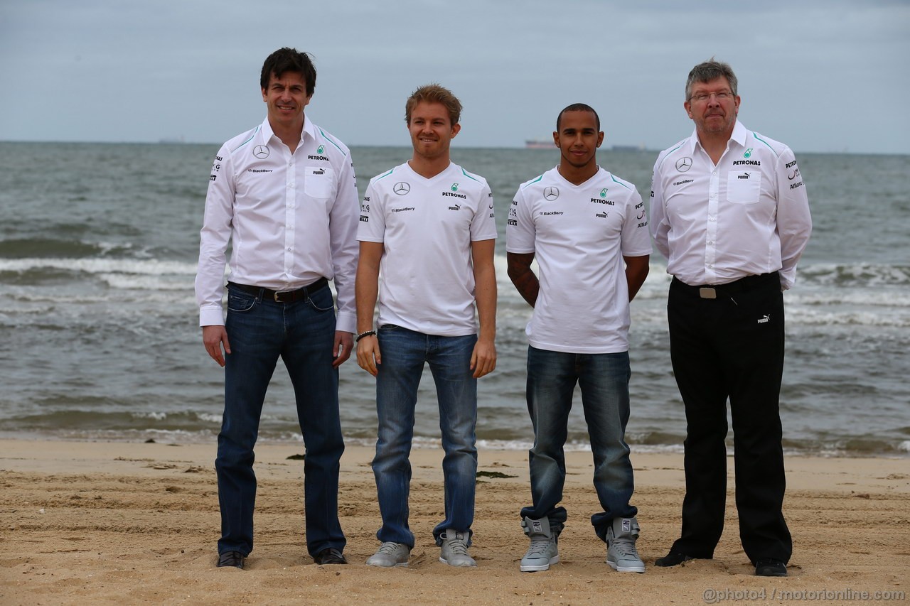 GP AUSTRALIA, 14.03.2013- Toto Wolff (GER) Mercedes AMG F1 Shareholder e Executive Director, Nico Rosberg (GER) Mercedes AMG F1 W04, Lewis Hamilton (GBR) Mercedes AMG F1 W04 e Ross Brawn (GBR), Team Principal, Mercedes GP