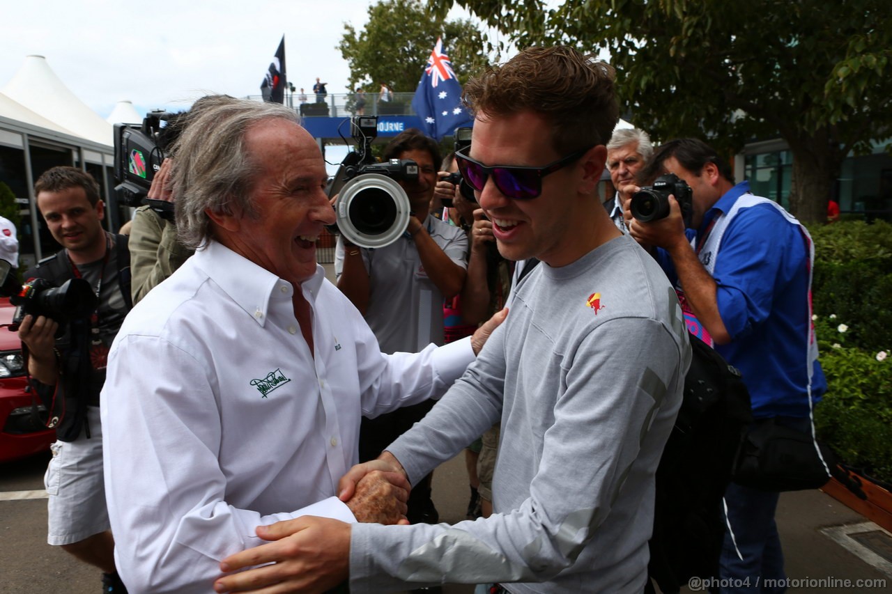 GP AUSTRALIA, 14.03.2013- Sir Jackie Stewart (GBR) e Sebastian Vettel (GER) Red Bull Racing RB9 