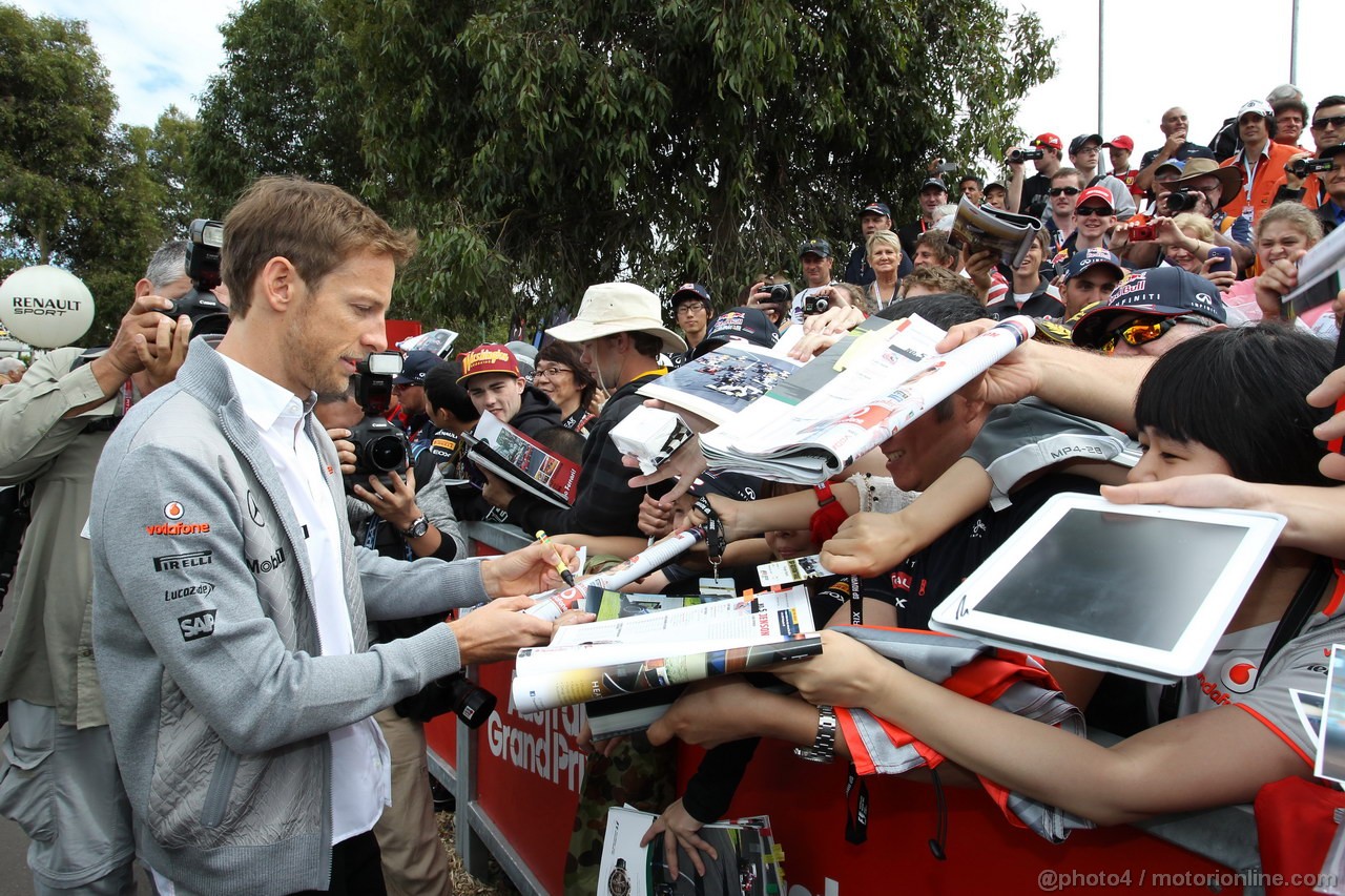 GP AUSTRALIA, 16.03.2013- Jenson Button (GBR) McLaren Mercedes MP4-28 