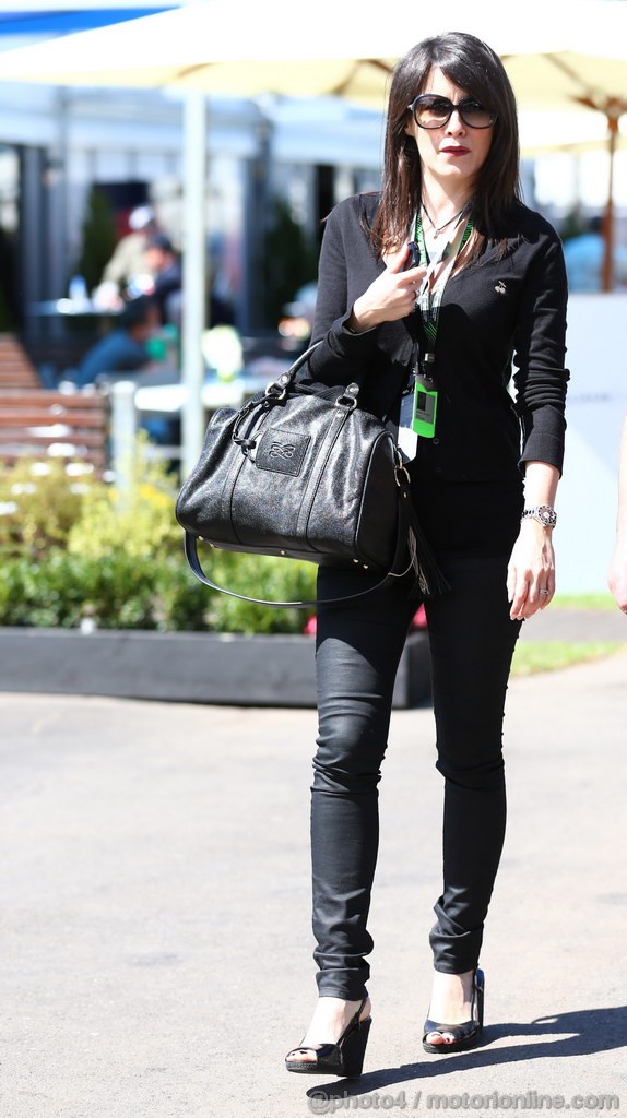 GP AUSTRALIA, 16.03.2013- Ragazza in the paddock 