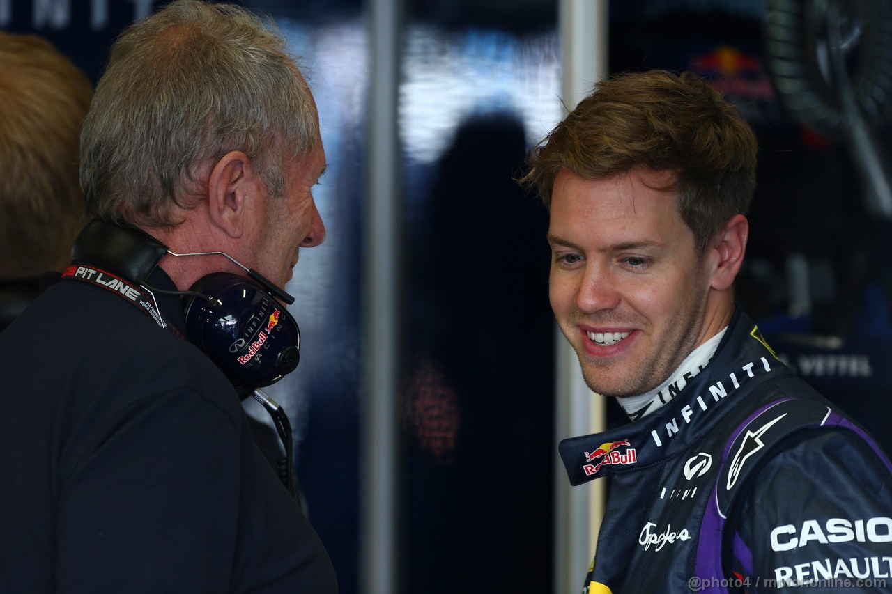 GP AUSTRALIA, 15.03.2013- Prove Libere 1, Helmut Marko (AUT), Red Bull Racing, Red Bull Advisor e Sebastian Vettel (GER) Red Bull Racing RB9 