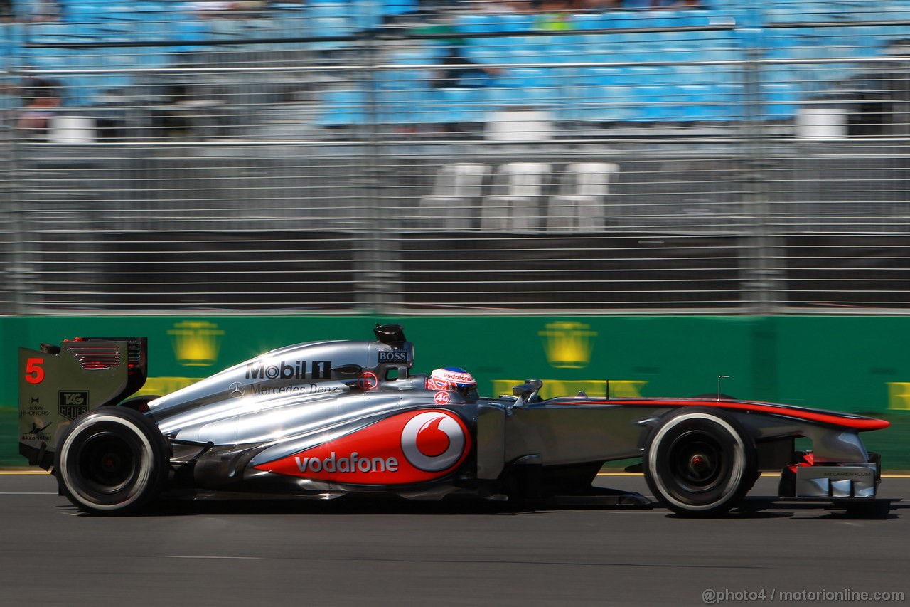 GP AUSTRALIA, 15.03.2013- Prove Libere 1, Jenson Button (GBR) McLaren Mercedes MP4-28 