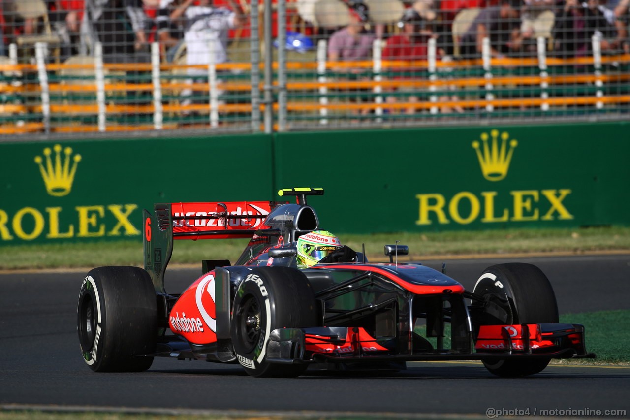 GP AUSTRALIA, 15.03.2013- Prove Libere 2, Sergio Perez (MEX) McLaren MP4-28 