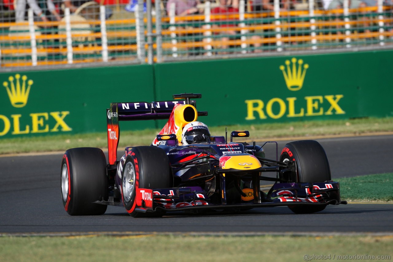 GP AUSTRALIA, 15.03.2013- Prove Libere 2, Sebastian Vettel (GER) Red Bull Racing RB9 