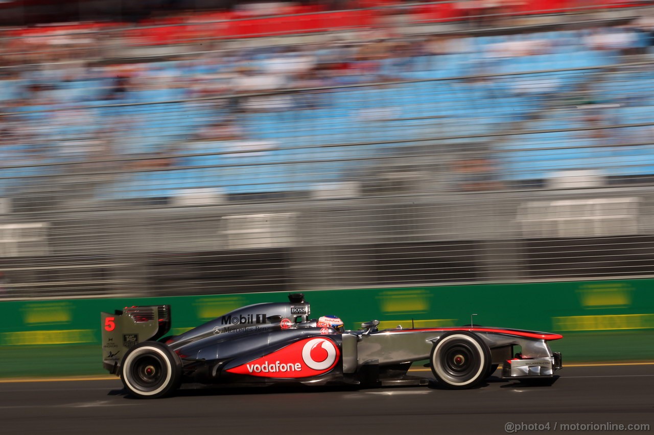GP AUSTRALIA, 15.03.2013- Prove Libere 2, Jenson Button (GBR) McLaren Mercedes MP4-28 