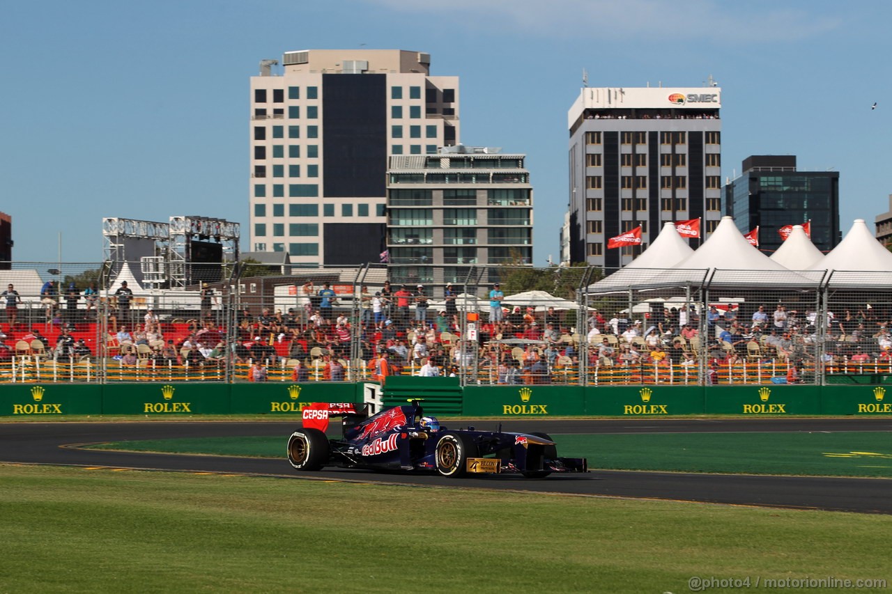 GP AUSTRALIA, 15.03.2013- Prove Libere 2, Daniel Ricciardo (AUS) Scuderia Toro Rosso STR8 