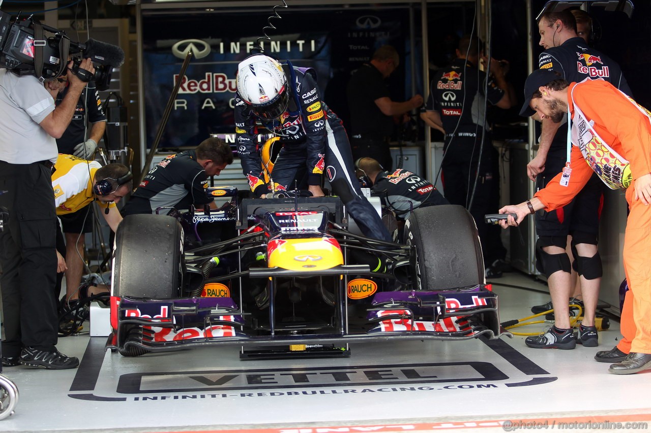 GP AUSTRALIA, 15.03.2013- Prove Libere 2, Sebastian Vettel (GER) Red Bull Racing RB9 