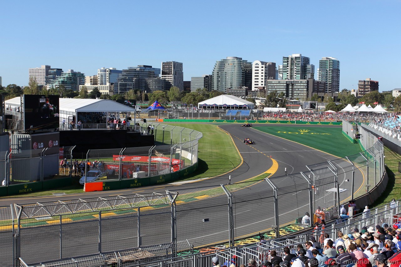 GP AUSTRALIA, 15.03.2013- Prove Libere 2, Sebastian Vettel (GER) Red Bull Racing RB9 