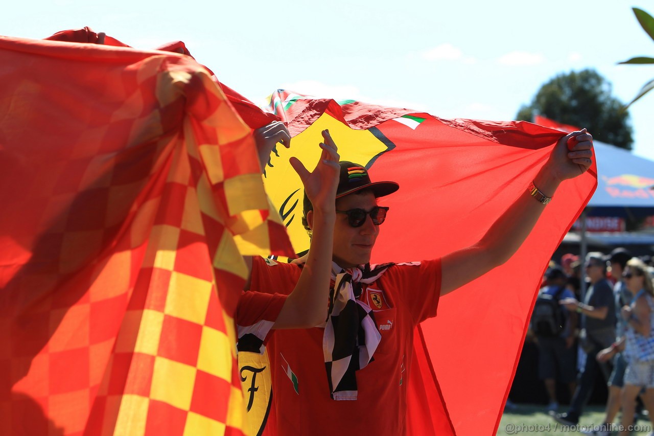 GP AUSTRALIA, 15.03.2013- Prove Libere 2, Fans