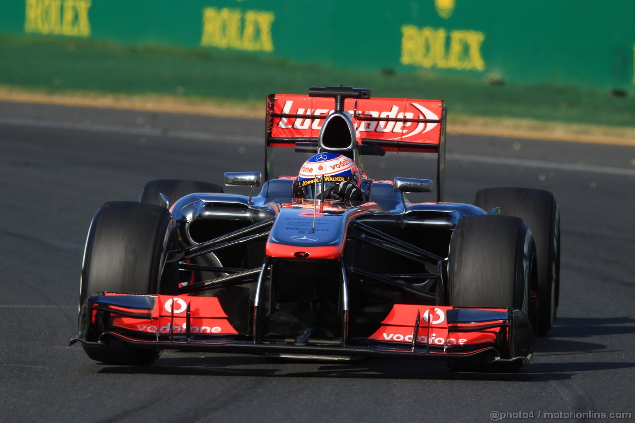 GP AUSTRALIA, 15.03.2013- Prove Libere 2, Jenson Button (GBR) McLaren Mercedes MP4-28 
