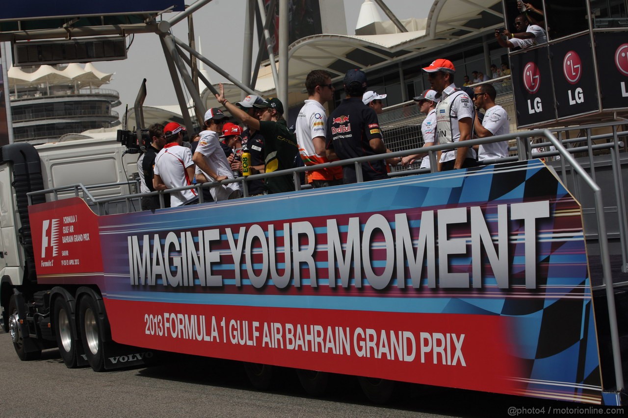 GP BAHRAIN, 21.04.2013- Drivers parade