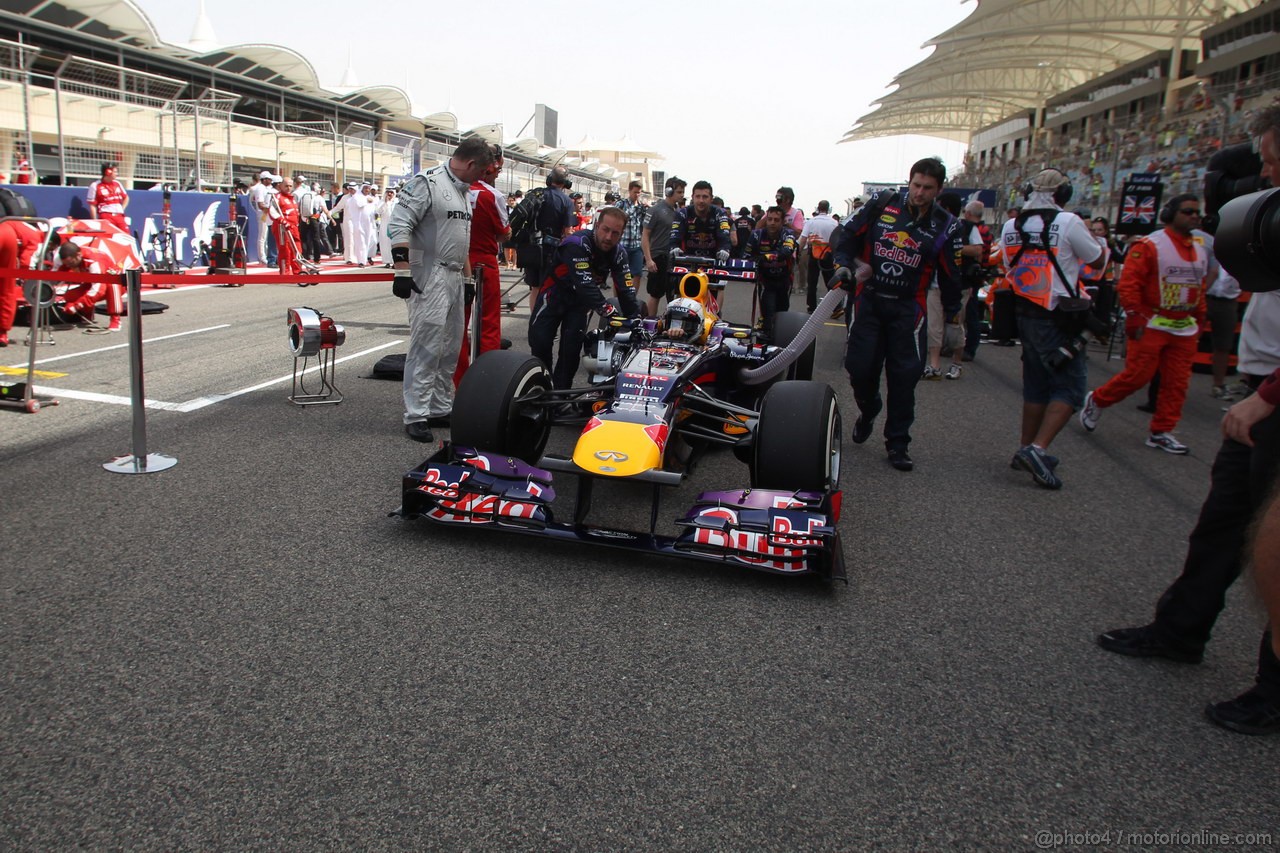 GP BAHRAIN, 21.04.2013- Gara, Sebastian Vettel (GER) Red Bull Racing RB9 